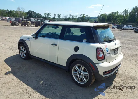 2013 Mini Hardtop Cooper S from USA, damaged, VIN WMWSV3C5XDT475689